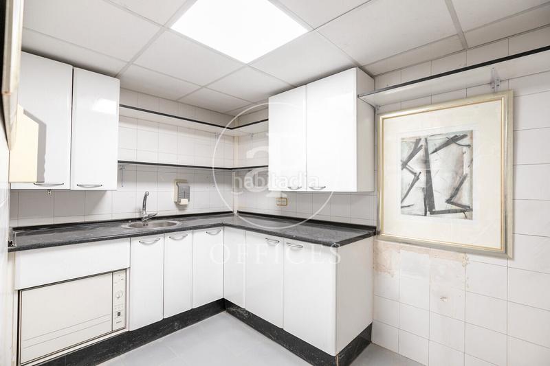 Foto f4182f97-cbac-4354-849b-094dd1cd2213. Oficina amb calefacció a Sant Gervasi - Galvany Barcelona