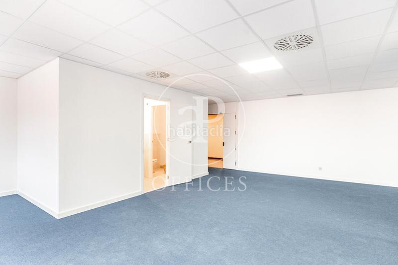Foto f8cdc309-37a6-493d-b7dd-c952a23c6b31. Oficina amb calefacció a Sant Gervasi - Galvany Barcelona