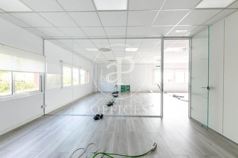 Foto fa142599-069e-4f52-8f9f-7c74ab0b23ba. Location bureau dans Roquetes-Can Magí Sant Cugat del Vallès