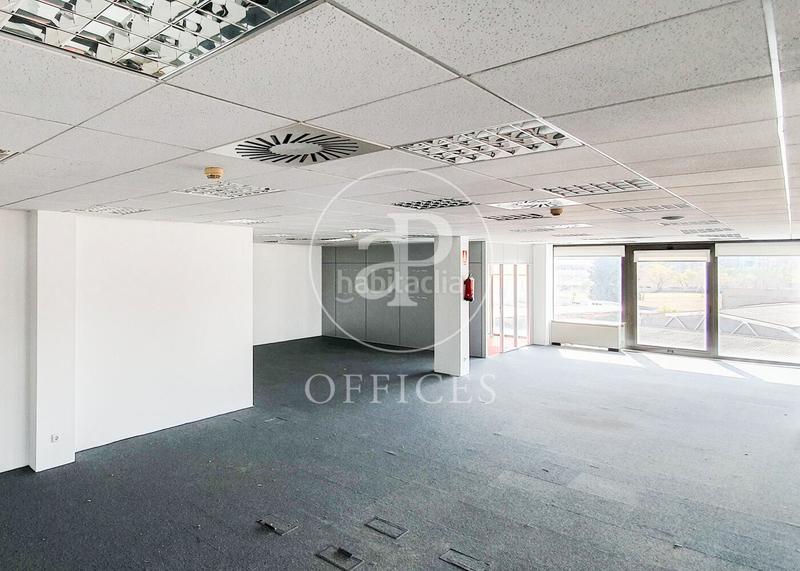 Foto 154d5faa-6c53-4e3f-86e9-7f610ff079da. Location bureau dans Roquetes-Can Magí Sant Cugat del Vallès