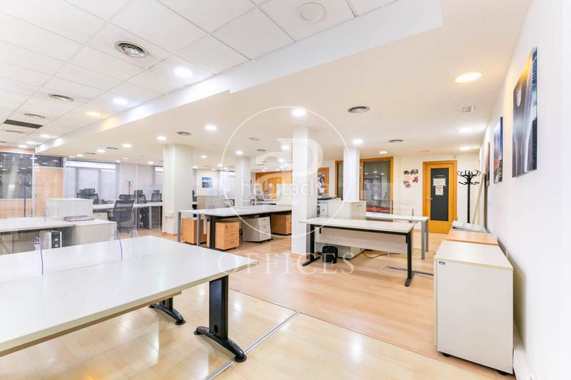 Foto a2ca42a2-b3d2-42c5-a720-6d46f1529353. Location bureau avec chauffage dans Gòtic Barcelona