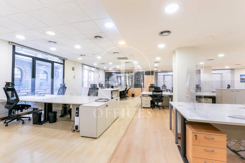 Foto 7119d88c-87ba-4400-9ce7-3bf4de3bac92. Rent office space with heating in Gòtic Barcelona