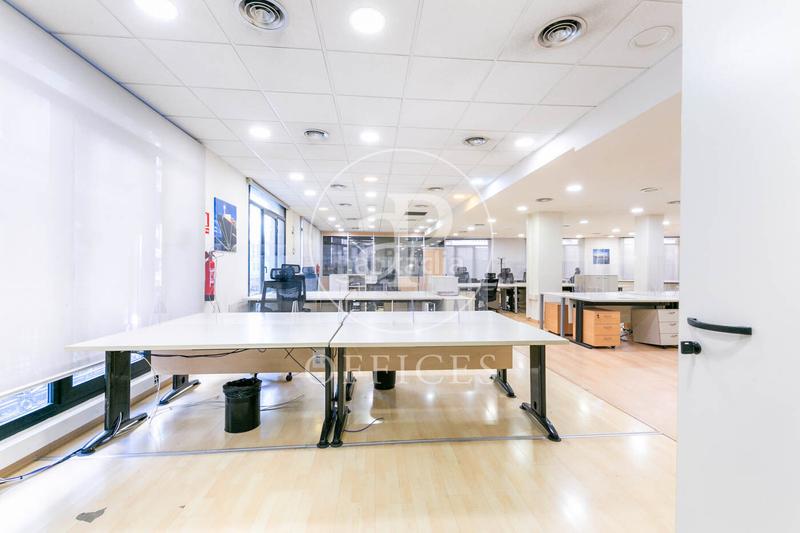 Foto c7ba7670-ac89-480f-8c72-f1dfd8e71b7f. Rent office space with heating in Gòtic Barcelona