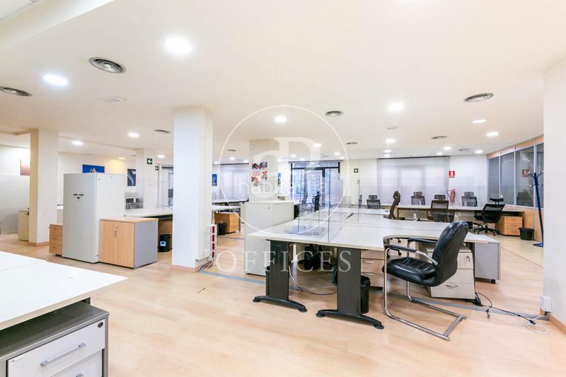 Foto e8766838-7652-4fef-ae3b-0e61caec2aae. Rent office space with heating in Gòtic Barcelona