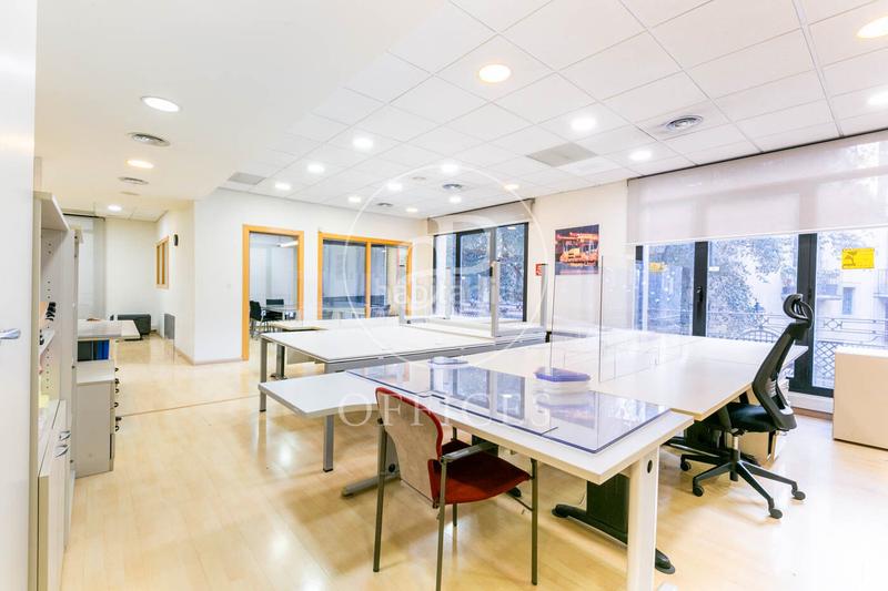 Foto fc8521af-f410-4492-89e0-bab141d4a785. Rent office space with heating in Gòtic Barcelona