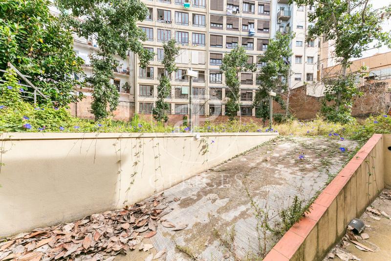 Foto 154e54ae-8a1d-4196-b091-804f68c017ef. Affitto ufficio in La Nova Esquerra de l´Eixample Barcelona