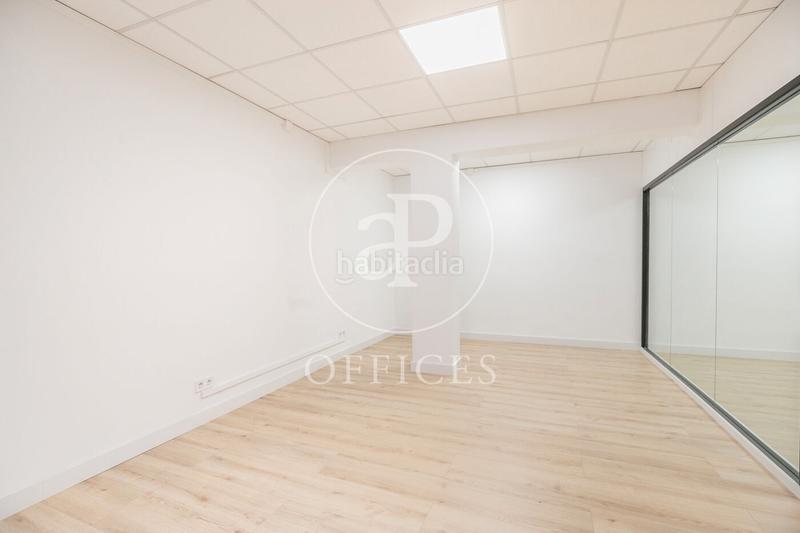 Foto 30f61908-e12f-42fa-a243-0fcdcd555094. Oficina amb calefacció a Putget - Farró Barcelona