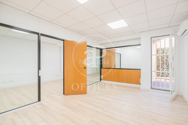 Foto 5c693b1e-5a75-487b-9e01-417d55a5648b. Oficina amb calefacció a Putget - Farró Barcelona