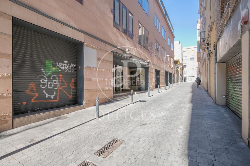 Foto eec3640b-4bde-452b-99f9-a3eddb81dab8. Oficina amb calefacció a Putget - Farró Barcelona