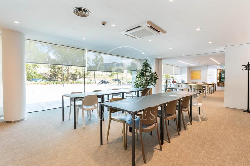 Foto 47d47785-0b6e-42b1-a2e6-4b6098fa0d2c. Location bureau avec chauffage dans Volpelleres Sant Cugat del Vallès