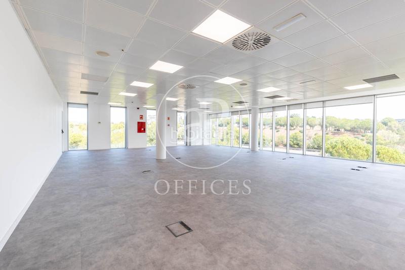 Foto b9bd44ac-e38a-4263-b8fd-f1a4df19019d. Location bureau avec chauffage dans Volpelleres Sant Cugat del Vallès