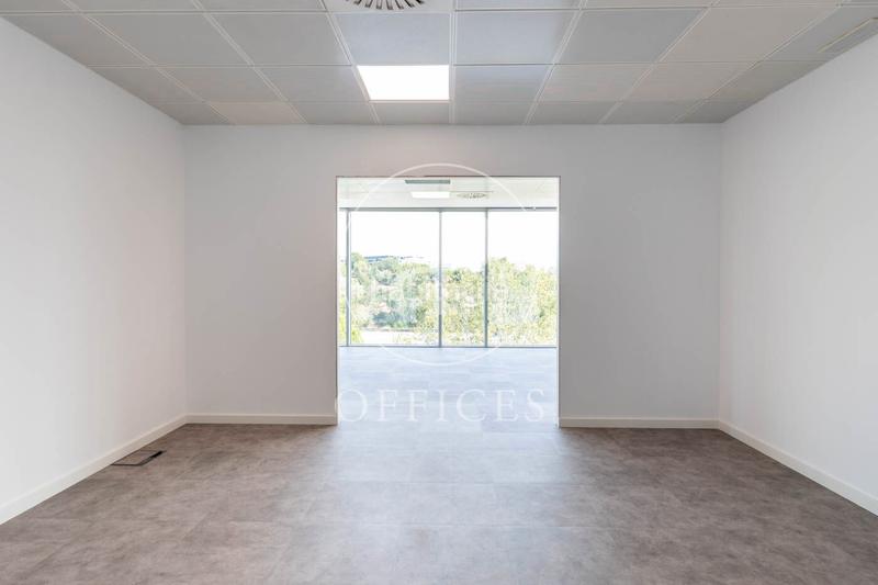 Foto ec8e53a6-d29f-4aa5-b7c5-98eb37a4856b. Location bureau avec chauffage dans Volpelleres Sant Cugat del Vallès