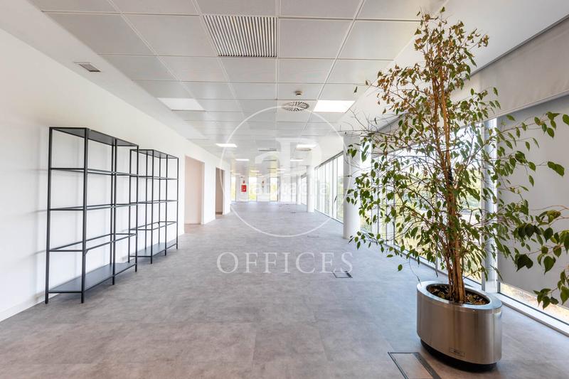 Foto 51eeb475-1145-4201-9a53-510f0ebe93a6. Rent office space with heating in Volpelleres Sant Cugat del Vallès