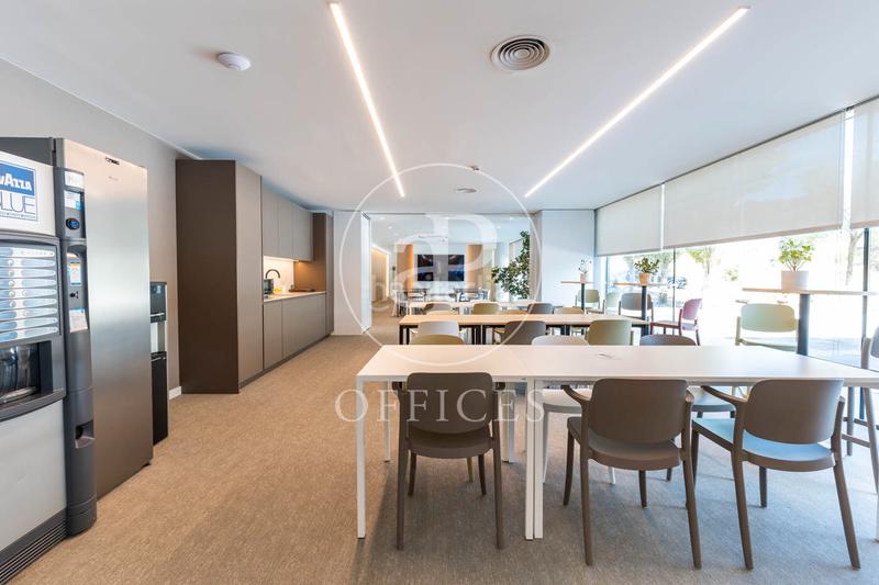 Foto f8570d07-5a07-4500-85a0-cf3452aef0dc. Rent office space with heating in Volpelleres Sant Cugat del Vallès