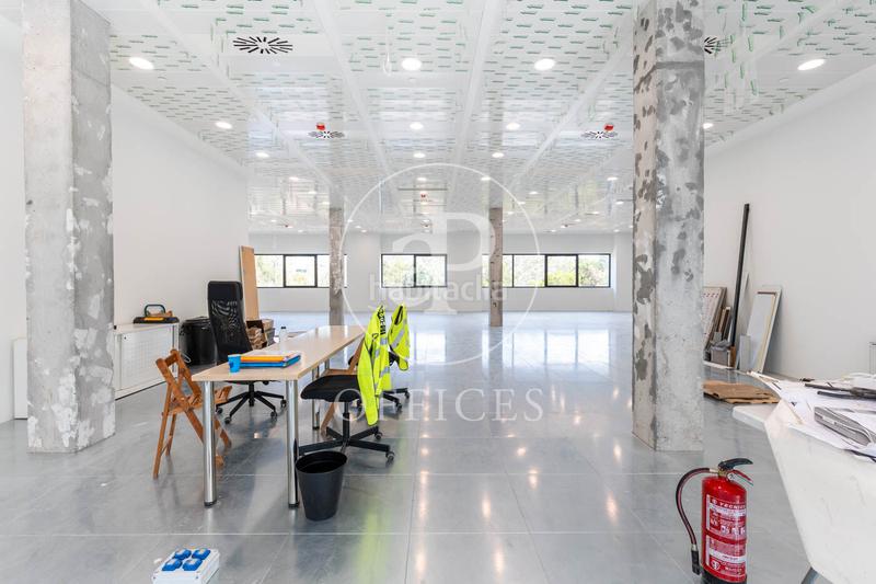 Foto 250b1453-190e-4969-b45f-4223285b08fd. Affitto ufficio in Turó de Can Mates Sant Cugat del Vallès