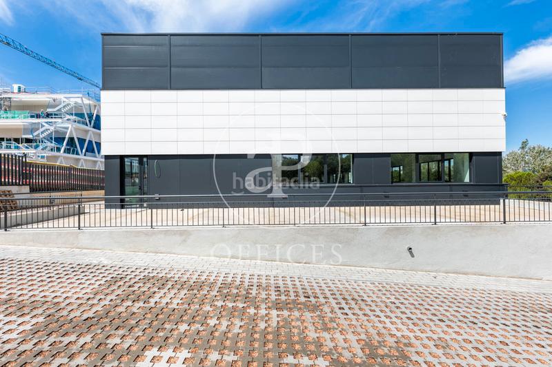 Foto feef81b1-6027-4f9c-9400-52e89cd8ca12. Location bureau dans Turó de Can Mates Sant Cugat del Vallès