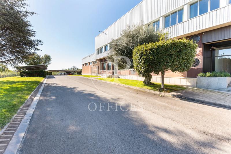 Foto 32a50be3-9269-4e25-bcf0-f4221c386e82. Alquiler oficina  con carácter en alquiler en sant quirze del vallés en Sant Quirze del Vallès