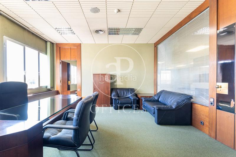 Foto 0520a006-3945-4377-9bdc-3710fa532afe. Miete büro in Poble Sec Sant Quirze del Vallès