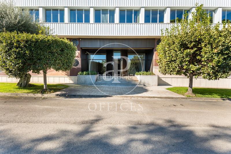 Foto 6c8cb8d6-fdd8-43e3-a532-4fd8a55503ba. Miete büro in Poble Sec Sant Quirze del Vallès