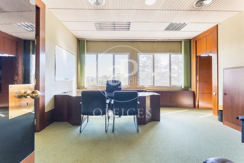 Foto 8f4d9841-2ab1-4ca7-9399-b5201d09e215. Miete büro in Poble Sec Sant Quirze del Vallès