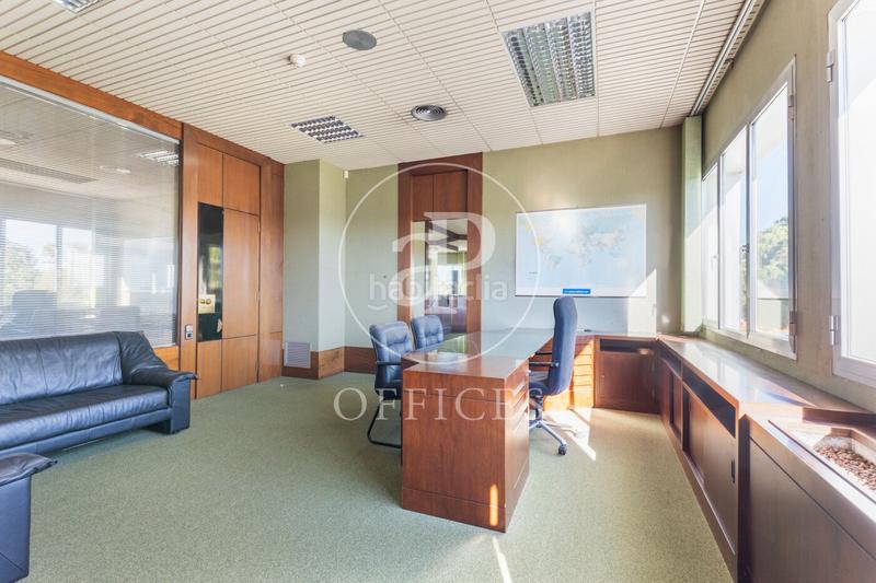 Foto ac54b986-834d-469a-bd69-49450017ee08. Miete büro in Poble Sec Sant Quirze del Vallès