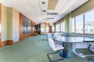 Rent Office space in Poble Sec. Oficina con carácter en alquiler en sant quirze del vallés