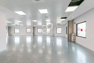 Miete Büro  Carrer de pere iv. Oficina en alquiler en calle pere iv