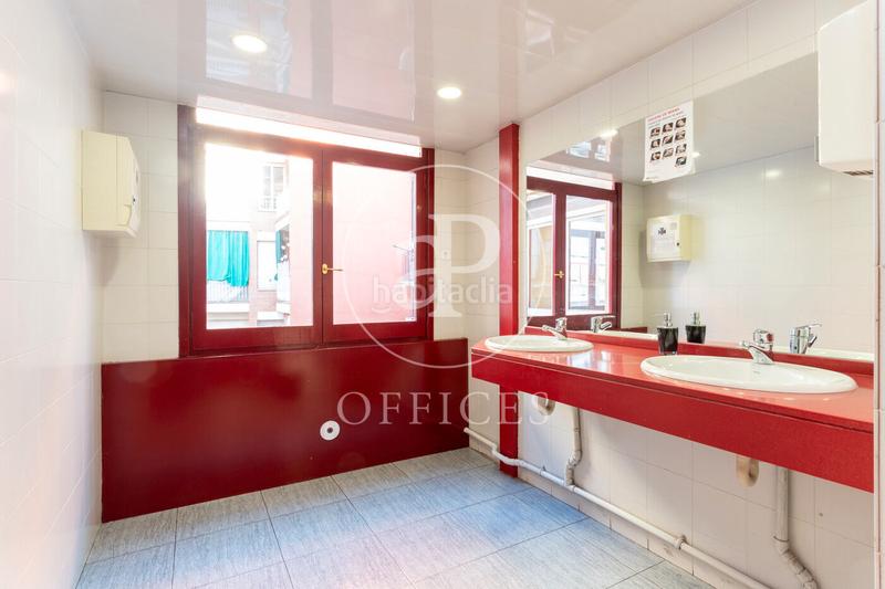 Foto 8ad5c820-b3ef-4b33-9906-38774e47597c. Oficina  en venta en calle aragón, eixample esquerra en Barcelona