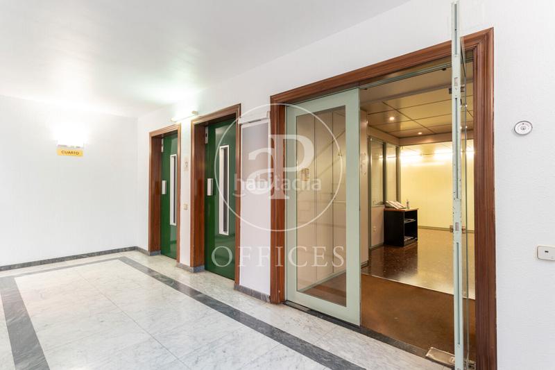 Foto 9a816cda-b0d6-46cd-85ac-bfca3fe713e6. Oficina  en venta en calle aragón, eixample esquerra en Barcelona