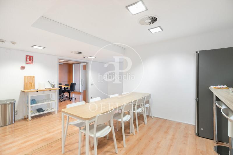 Foto 538cc1fa-2c2c-4a40-ae3b-a8871c71aacf. Oficina  en venta en via augusta en Sant Gervasi - Galvany Barcelona