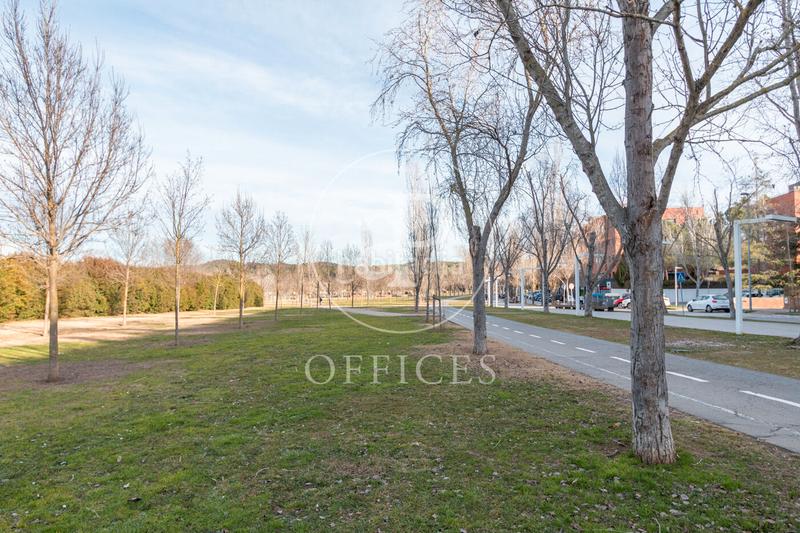 Foto ac604361-5565-449e-b904-701dd3df5a1e. Location bureau dans Roquetes-Can Magí Sant Cugat del Vallès