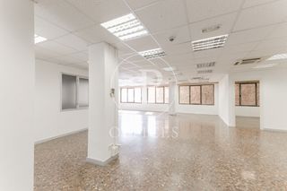 Miete Büro  Travessera de gràcia. Oficina en alquiler en travessera de gràcia