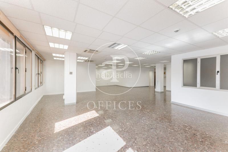 Foto 6337b933-0372-40ec-8e34-23e9ea5dad41. Rent office space in Vila de Gràcia Barcelona