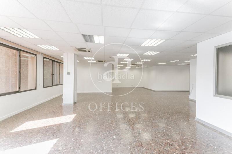 Foto 7e29f648-ad99-4fbe-af93-7cb39586574c. Rent office space in Vila de Gràcia Barcelona