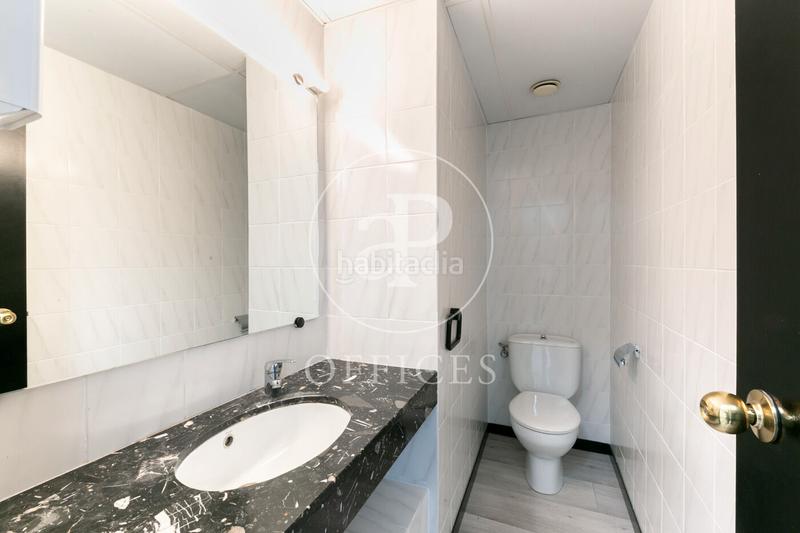 Foto 9a822b5e-7764-4571-961a-21c88cbf5876. Location bureau avec chauffage dans Dreta de l´Eixample Barcelona