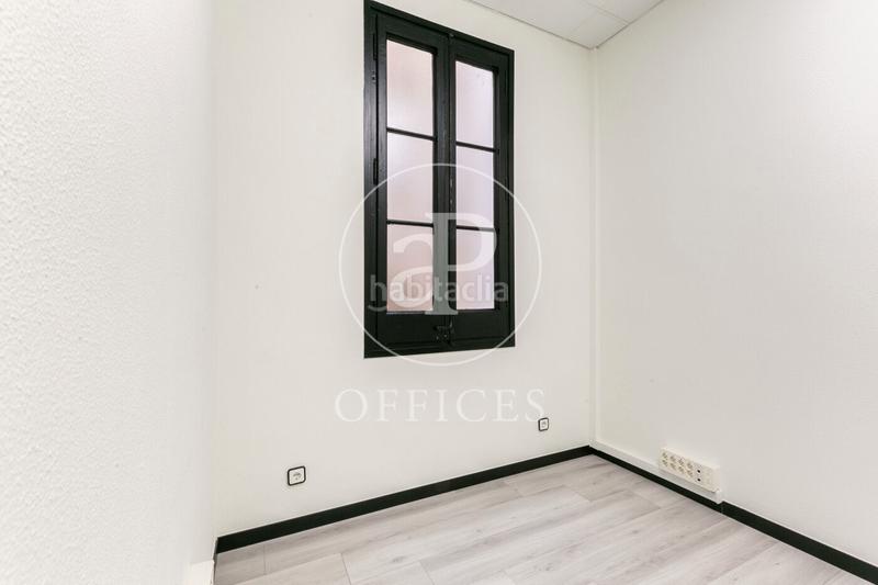Foto c8a0a5d2-bb6c-443b-b37d-6d8822215aa6. Location bureau avec chauffage dans Dreta de l´Eixample Barcelona