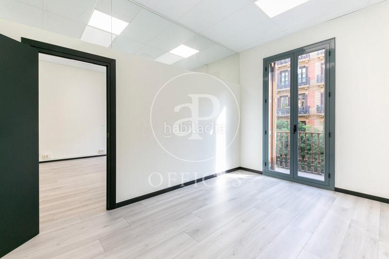 Foto cf31a3a8-dec2-4949-988f-e40c936a143c. Location bureau avec chauffage dans Dreta de l´Eixample Barcelona