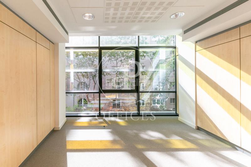 Foto f7afe9ee-ae04-4ec2-9f96-12383c5b3c5f. Location bureau avec chauffage dans Sant Gervasi - Galvany Barcelona