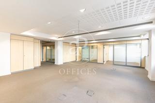 Rent Office space  Carrer del mestre nicolau. Oficina en alquiler en calle mestre nicolau