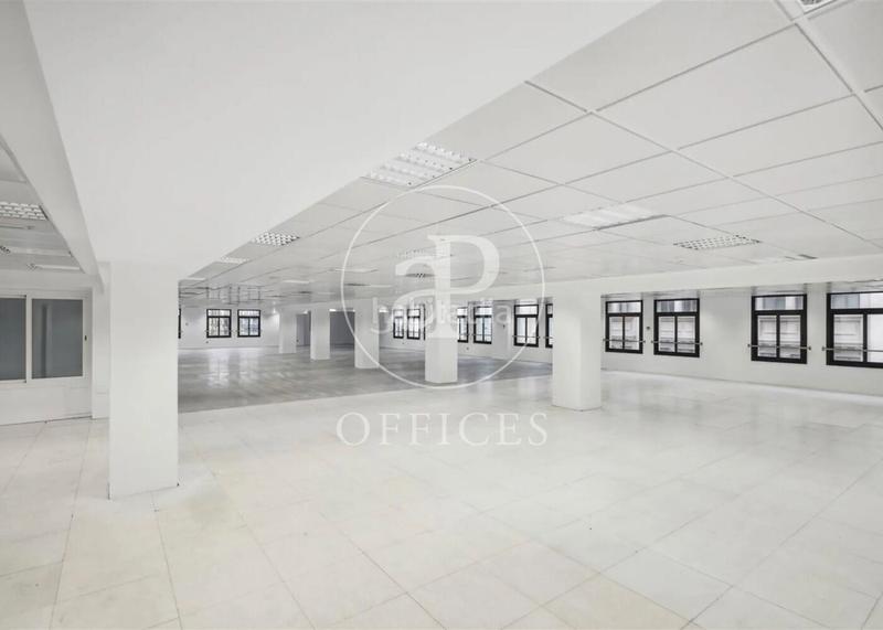 Foto d292a9c3-522d-4c91-9ee5-0a78181e0518. Rent office space with heating in Gòtic Barcelona