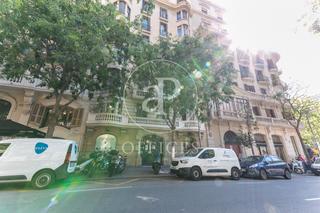 Oficina  Carrer de casanova. Oficina  local en venta en carrer de casanova