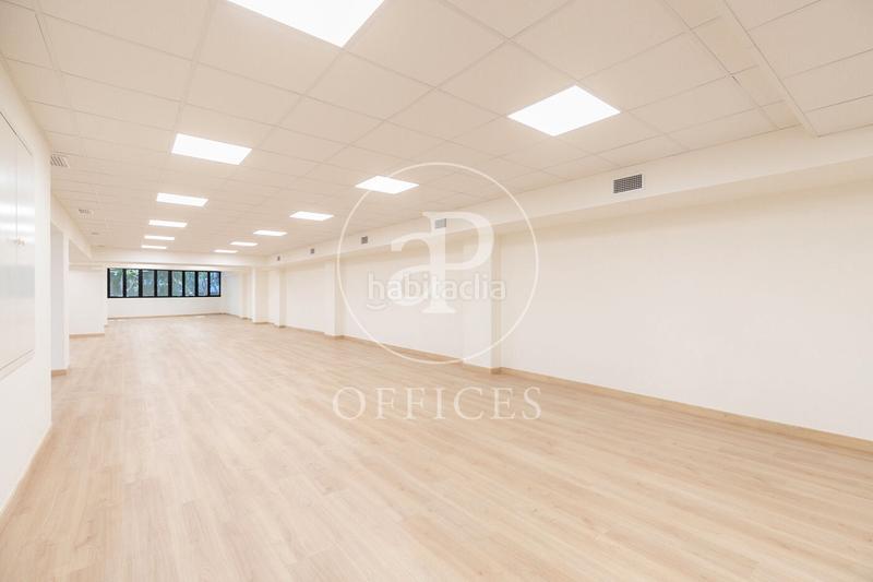 Foto 2cf77871-4421-4557-82a5-174fc97cba6b. Alquiler oficina  en alquiler en les corts en Barcelona