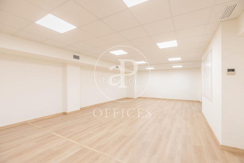 Foto 64c52c7f-1fa8-41a5-a8af-711caf2b7610. Location bureau avec chauffage dans Barri de les Corts Barcelona