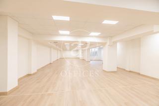 Location Bureau  Travessera de les corts. Oficina en alquiler en les corts