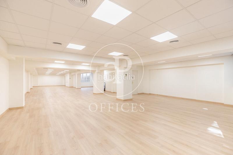 Foto c5734997-1fff-461f-aed4-88d6fa1fda08. Miete büro mit heizung in Barri de les Corts Barcelona