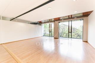 Rent Office space  Carrer de valència. Oficina en alquiler en calle valencia