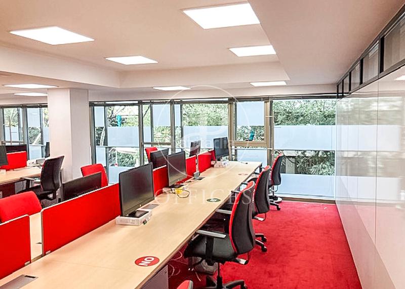 Foto 92ccb714-7f8b-4e0e-97da-8ce2e4b2ab69. Rent office space with heating in Sant Antoni Barcelona