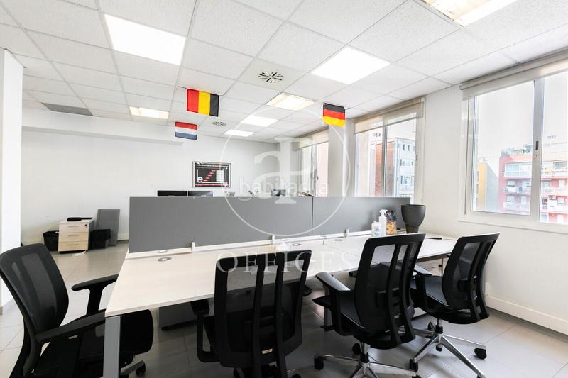 Foto 2314ba54-6978-4b0b-bb4d-81953c627183. Miete büro mit heizung in La Nova Esquerra de l´Eixample Barcelona