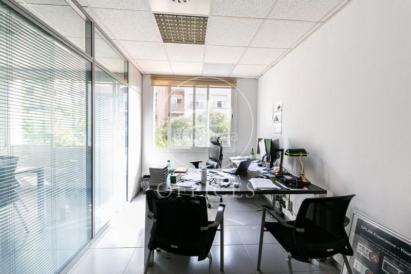 Foto ed5c18d9-f774-45d9-bdb0-535cbd2459c2. Miete büro mit heizung in La Nova Esquerra de l´Eixample Barcelona