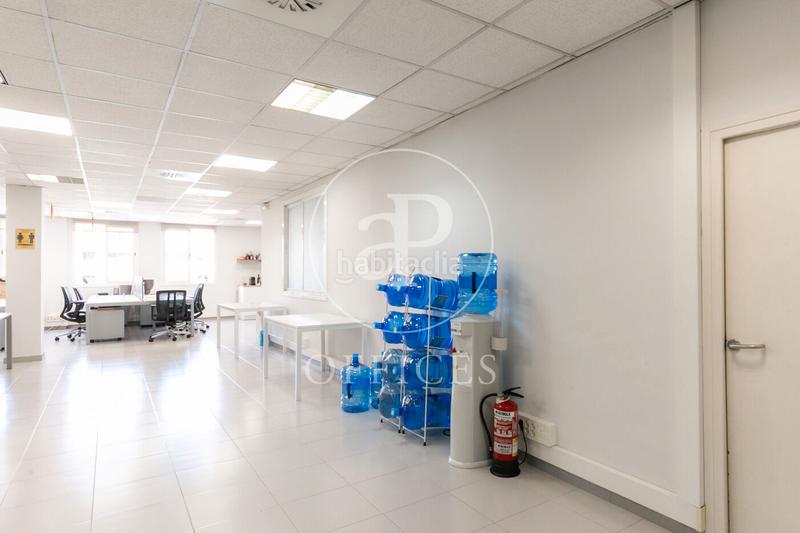 Foto 490fdd33-f0ea-4284-9f11-028fd04e86f1. Rent office space with heating in La Nova Esquerra de l´Eixample Barcelona